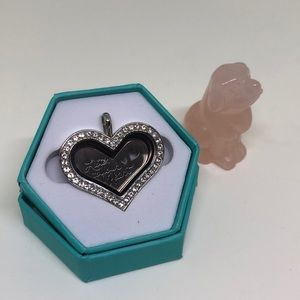 Origami Owl - heart locket with plate